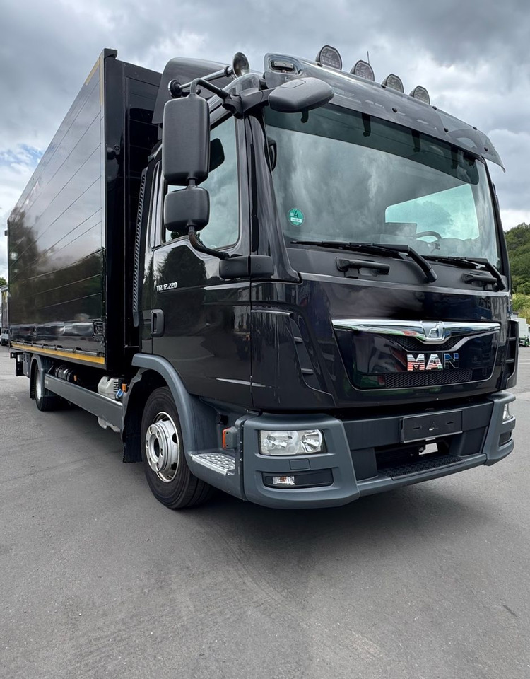 MAN TGL 12.220/LBW/Klima/Navi/2xAHK - Drankenwagen vrachtwagen: afbeelding 1 MAN TGL 12.220/LBW/Klima/Navi/2xAHK - Drankenwagen vrachtwagen: afbeelding 1
