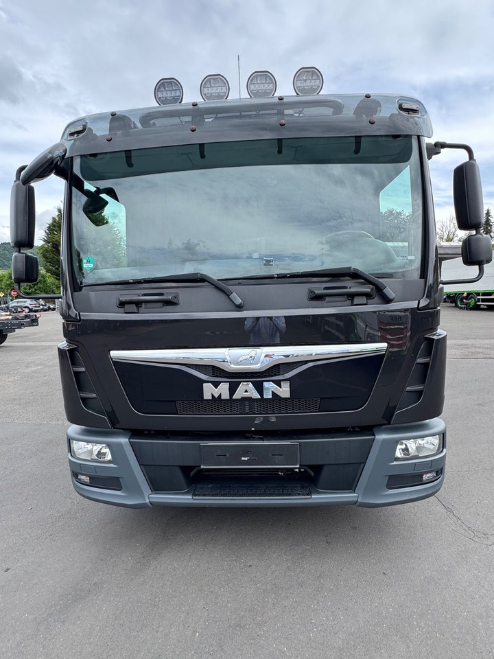 MAN TGL 12.220/LBW/Klima/Navi/2xAHK - Drankenwagen vrachtwagen: afbeelding 4 MAN TGL 12.220/LBW/Klima/Navi/2xAHK - Drankenwagen vrachtwagen: afbeelding 4