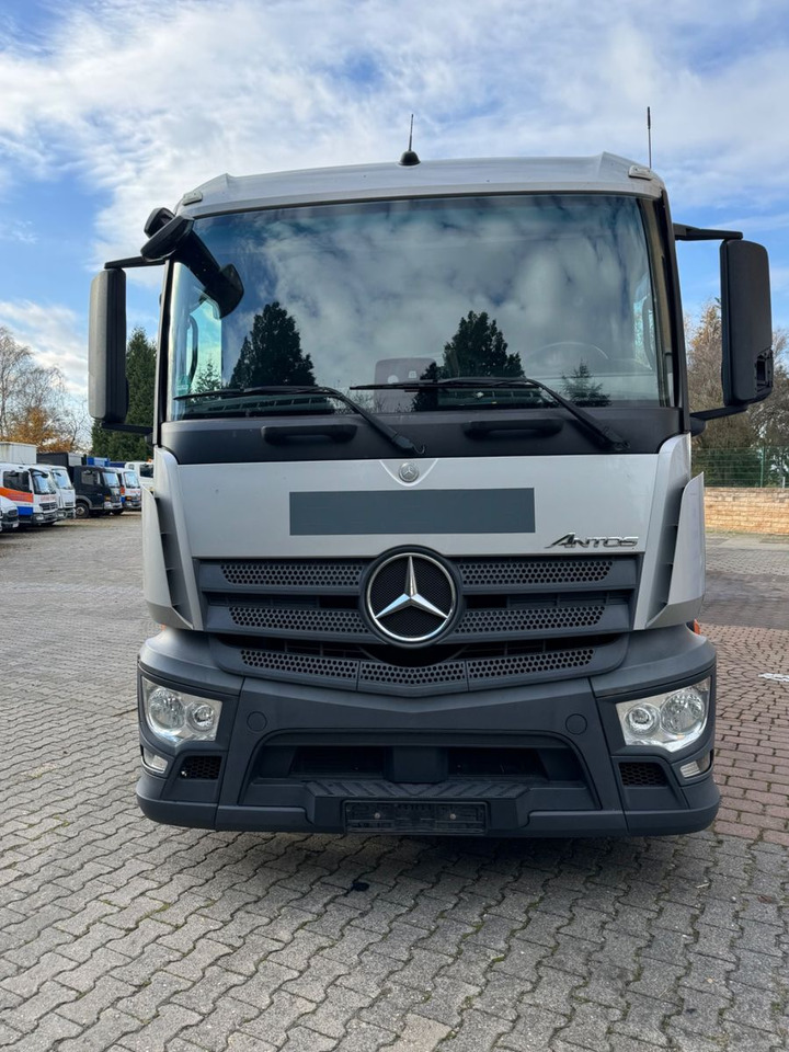Mercedes-Benz Antos 2540/Durchladbar/2xLBW/Frigoblock/2instock - Koelwagen vrachtwagen: afbeelding 4 Mercedes-Benz Antos 2540/Durchladbar/2xLBW/Frigoblock/2instock - Koelwagen vrachtwagen: afbeelding 4