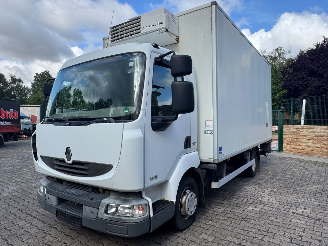 Renault MIDLUM 180/Thermo-King V-500/LBW - Koelwagen: afbeelding 2 Renault MIDLUM 180/Thermo-King V-500/LBW - Koelwagen: afbeelding 2