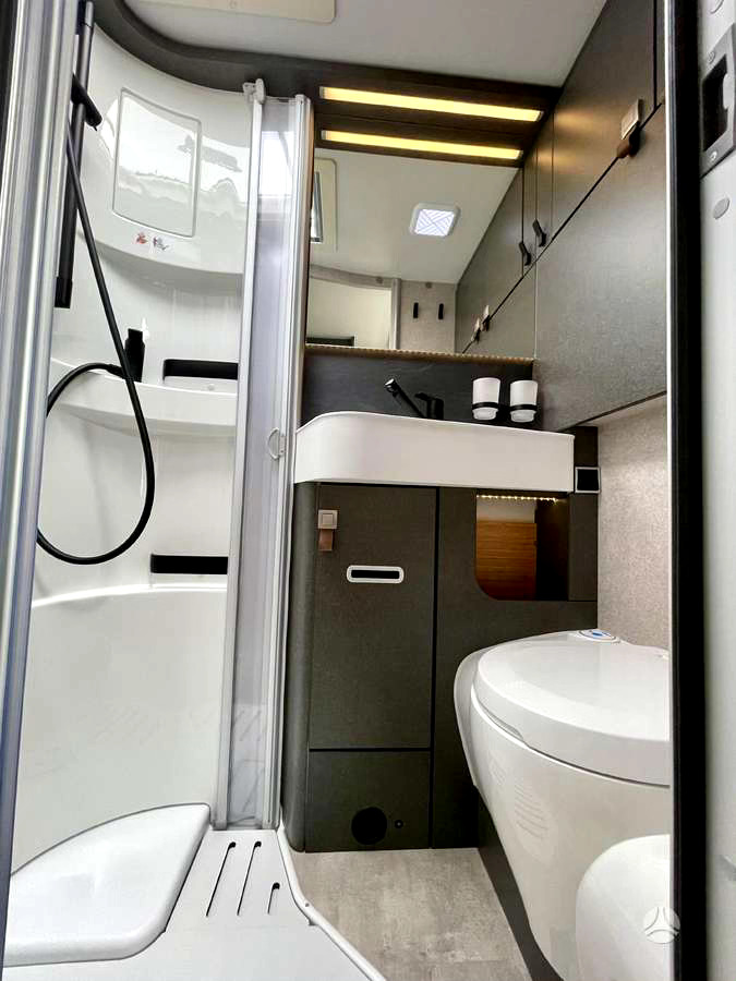 Nieuw Half integraal camper Hymer MLT 580 4x4: afbeelding 17
