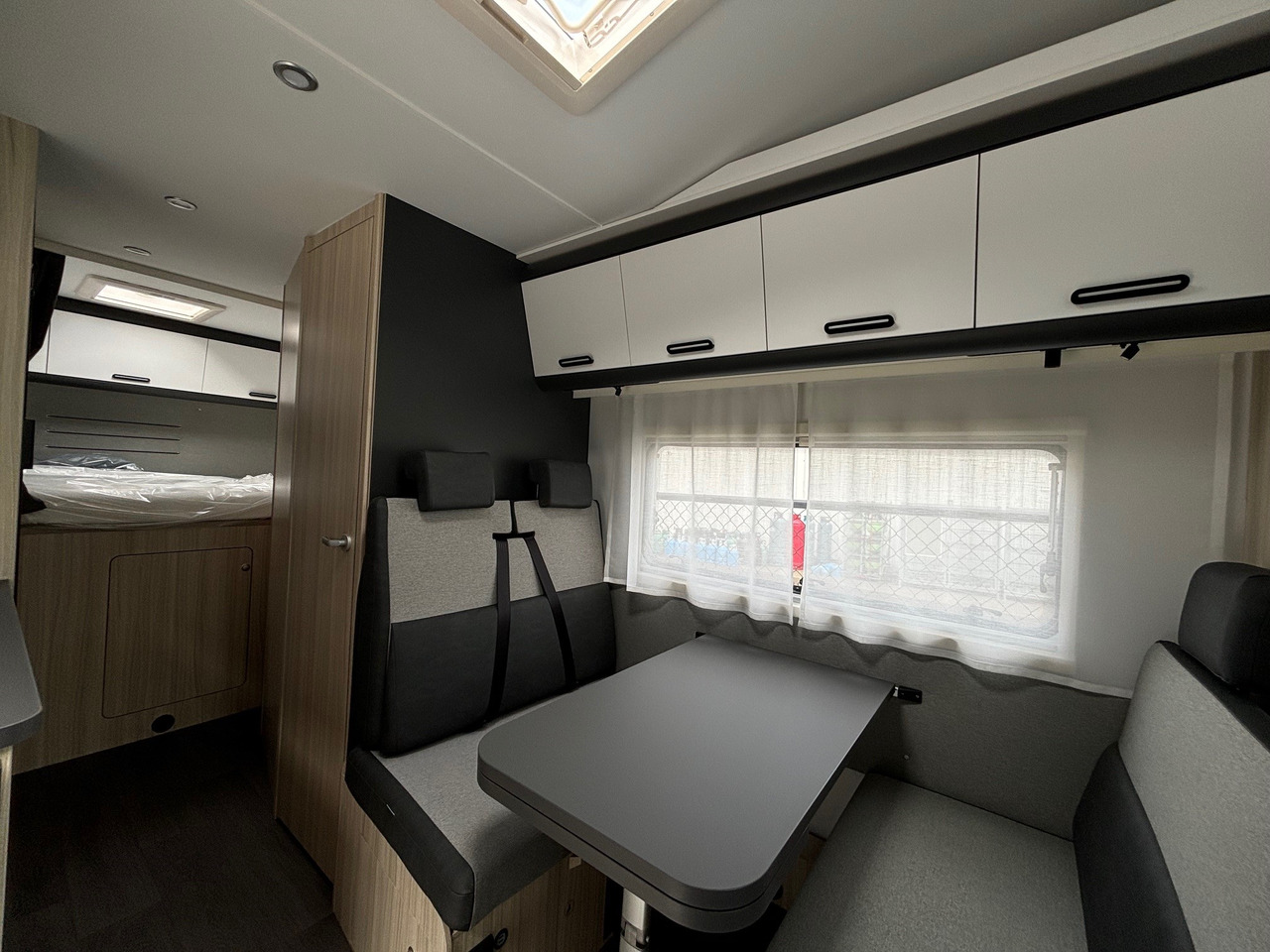 SUN LIVING A 75 DP - Alkoof camper: afbeelding 2 SUN LIVING A 75 DP - Alkoof camper: afbeelding 2