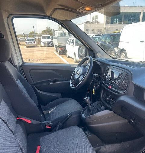FIAT DOBLO' BUONE CONDIZIONI - Kleine bestelwagen: afbeelding 4 FIAT DOBLO' BUONE CONDIZIONI - Kleine bestelwagen: afbeelding 4