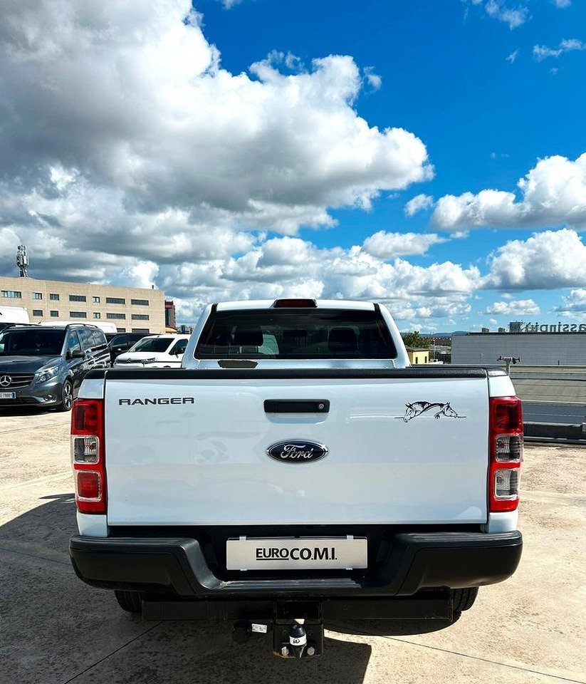 Ford Ranger 2.2 160 cv XL Supercab 4 posti 4wd - Pick-up: afbeelding 5 Ford Ranger 2.2 160 cv XL Supercab 4 posti 4wd - Pick-up: afbeelding 5