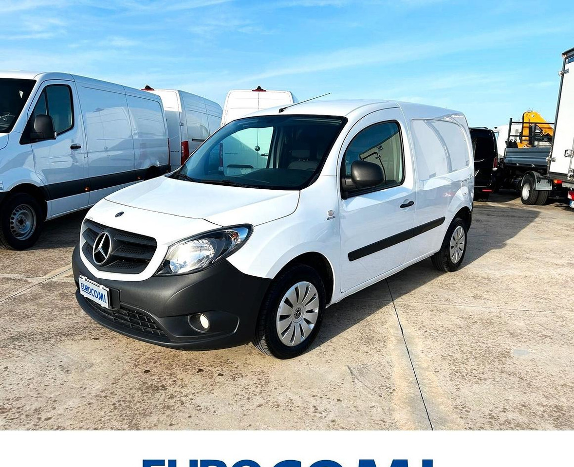 Mercedes Benz Citan 111 cdi Long 3 posti - Kleine bestelwagen: afbeelding 1 Mercedes Benz Citan 111 cdi Long 3 posti - Kleine bestelwagen: afbeelding 1