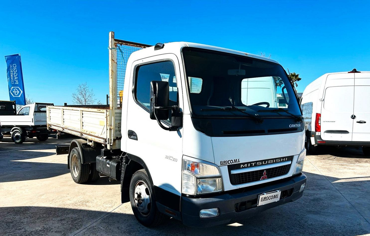Mitsubishi Canter 3C13 Ribaltabile trilaterale - Kipper vrachtwagen: afbeelding 3 Mitsubishi Canter 3C13 Ribaltabile trilaterale - Kipper vrachtwagen: afbeelding 3