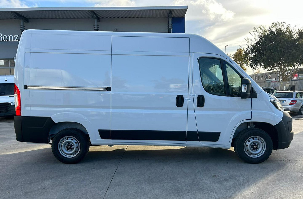 NUOVO Fiat Ducato 2.2 mjt Lastrato L2H2 120 cv 33 - Gesloten bestelwagen: afbeelding 4 NUOVO Fiat Ducato 2.2 mjt Lastrato L2H2 120 cv 33 - Gesloten bestelwagen: afbeelding 4