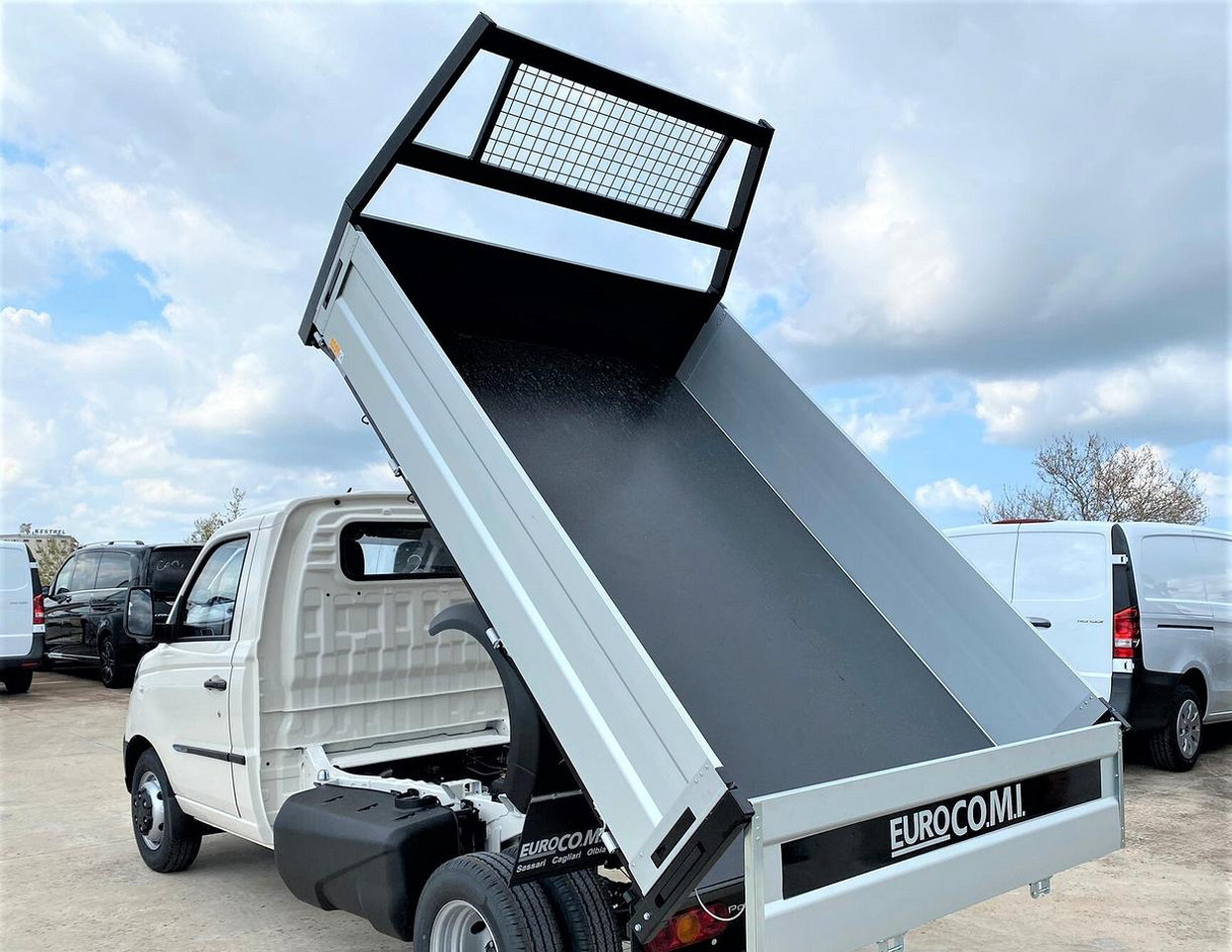 Piaggio Porter NP6 1.5 Ribaltabile *PROMO* - Kipper bestelwagen: afbeelding 4 Piaggio Porter NP6 1.5 Ribaltabile *PROMO* - Kipper bestelwagen: afbeelding 4