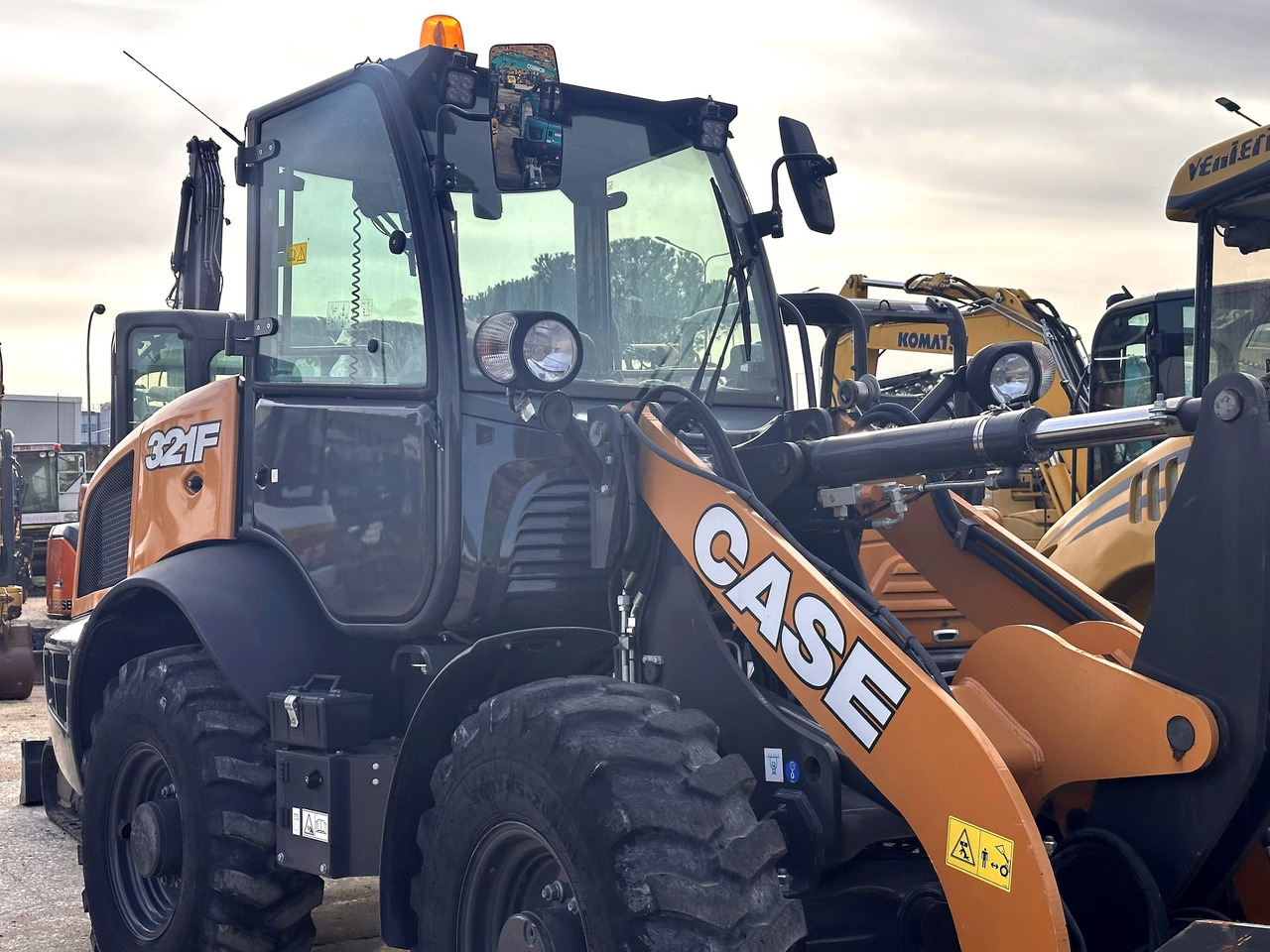 CASE 321F - Wiellader: afbeelding 5 CASE 321F - Wiellader: afbeelding 5