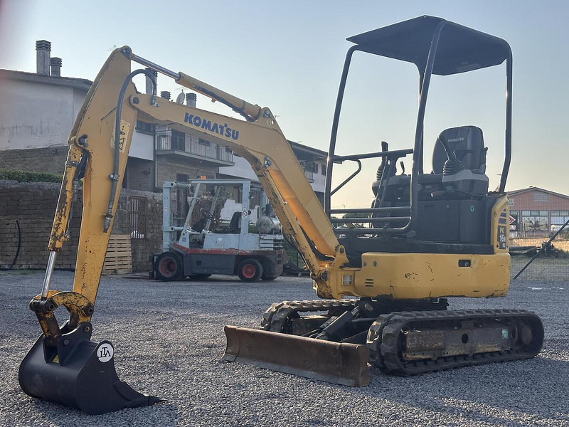 Komatsu PC16R-3HS - Minigraafmachine: afbeelding 2 Komatsu PC16R-3HS - Minigraafmachine: afbeelding 2