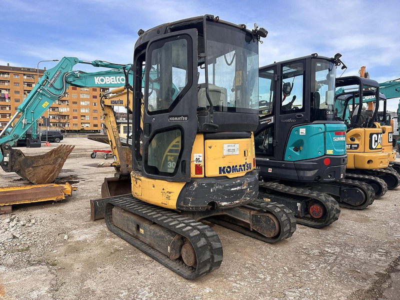 Komatsu PC30 - Minigraafmachine: afbeelding 2 Komatsu PC30 - Minigraafmachine: afbeelding 2