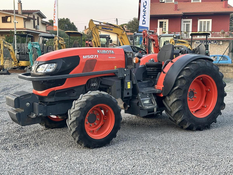 Kubota M5071N - Tractor: afbeelding 1 Kubota M5071N - Tractor: afbeelding 1