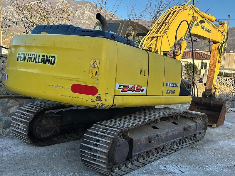 New Holland E245B - Graafmachine: afbeelding 4 New Holland E245B - Graafmachine: afbeelding 4