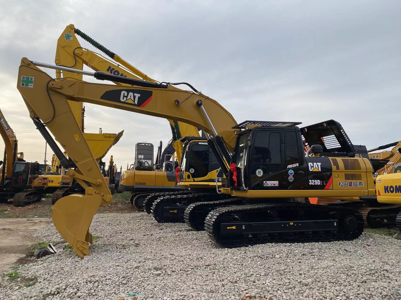 CATERPILLAR 329D2L - Rupsgraafmachine: afbeelding 2 CATERPILLAR 329D2L - Rupsgraafmachine: afbeelding 2
