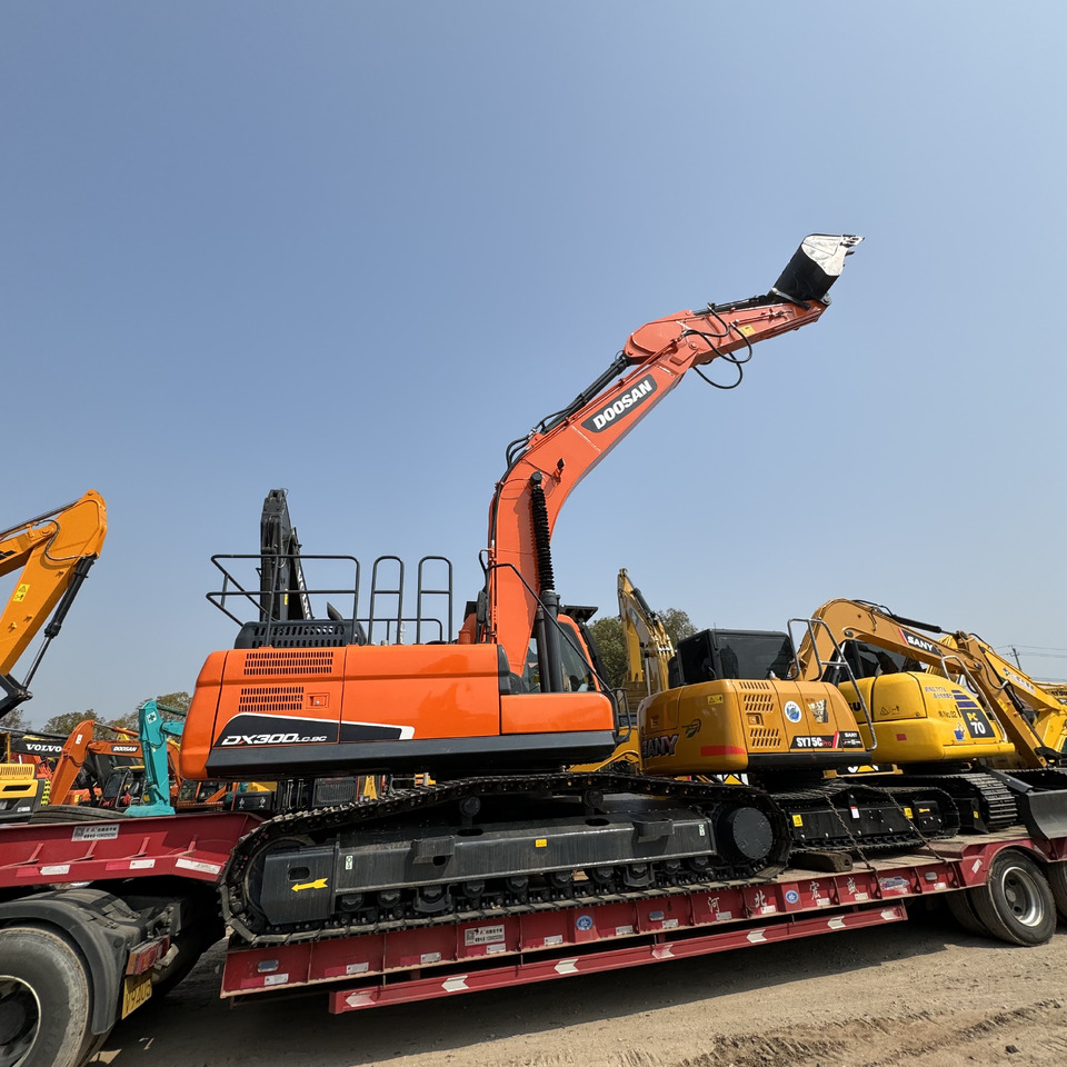 DOOSAN DX300 - Rupsgraafmachine: afbeelding 2 DOOSAN DX300 - Rupsgraafmachine: afbeelding 2