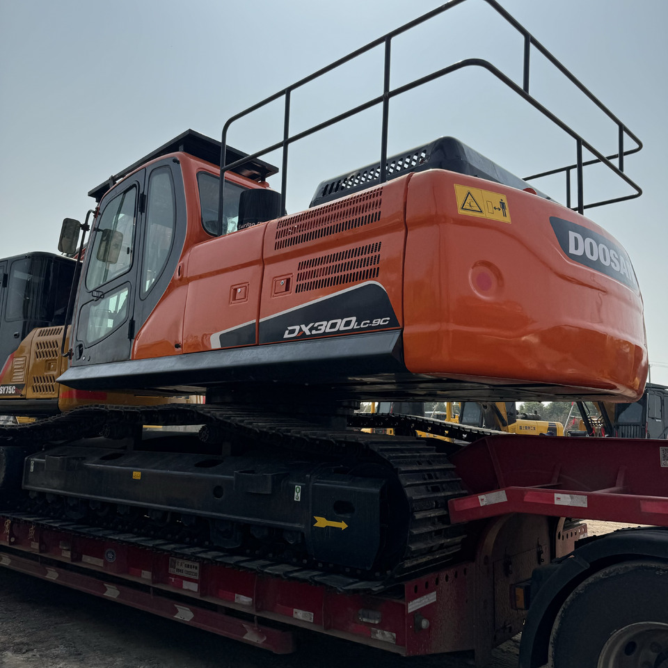DOOSAN DX300 - Rupsgraafmachine: afbeelding 3 DOOSAN DX300 - Rupsgraafmachine: afbeelding 3