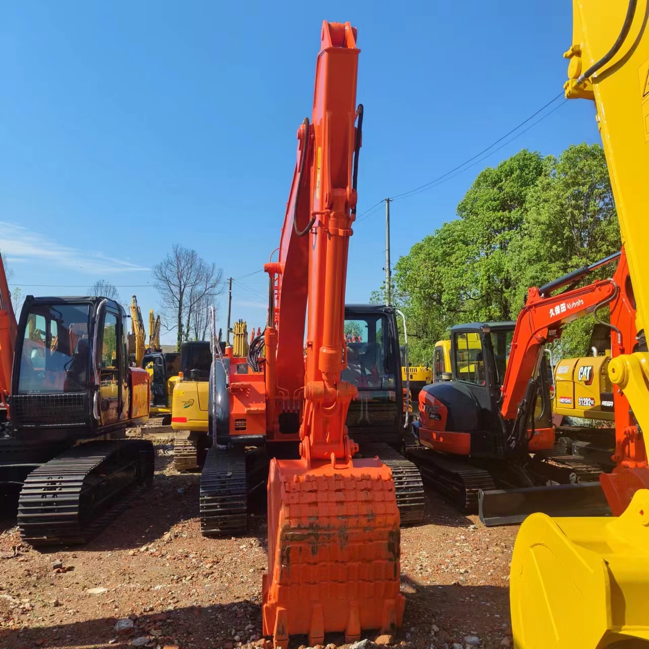 HITACHI ZX135 - Rupsgraafmachine: afbeelding 5 HITACHI ZX135 - Rupsgraafmachine: afbeelding 5