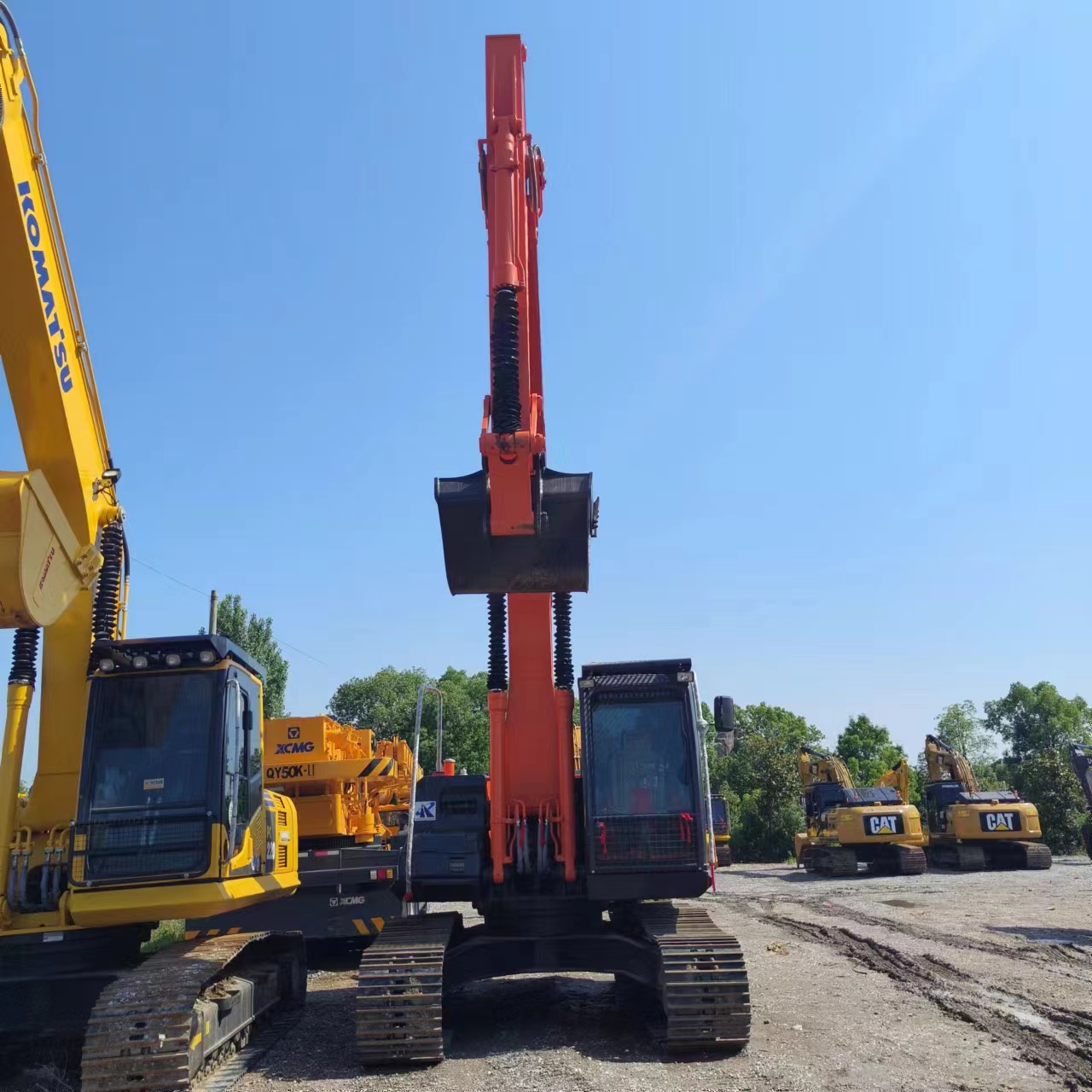 HITACHI ZX210 - Rupsgraafmachine: afbeelding 4 HITACHI ZX210 - Rupsgraafmachine: afbeelding 4