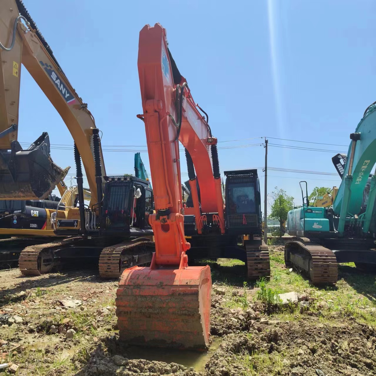 HITACHI ZX350 - Rupsgraafmachine: afbeelding 2 HITACHI ZX350 - Rupsgraafmachine: afbeelding 2