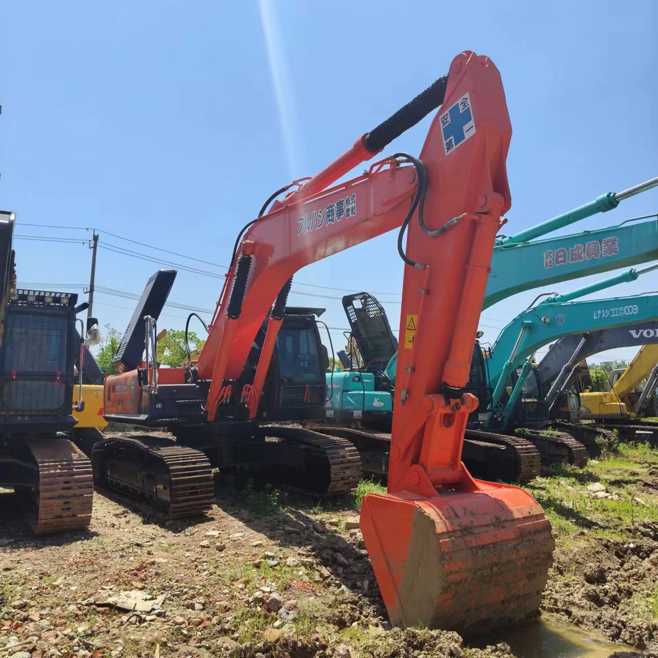 HITACHI ZX350 - Rupsgraafmachine: afbeelding 1 HITACHI ZX350 - Rupsgraafmachine: afbeelding 1