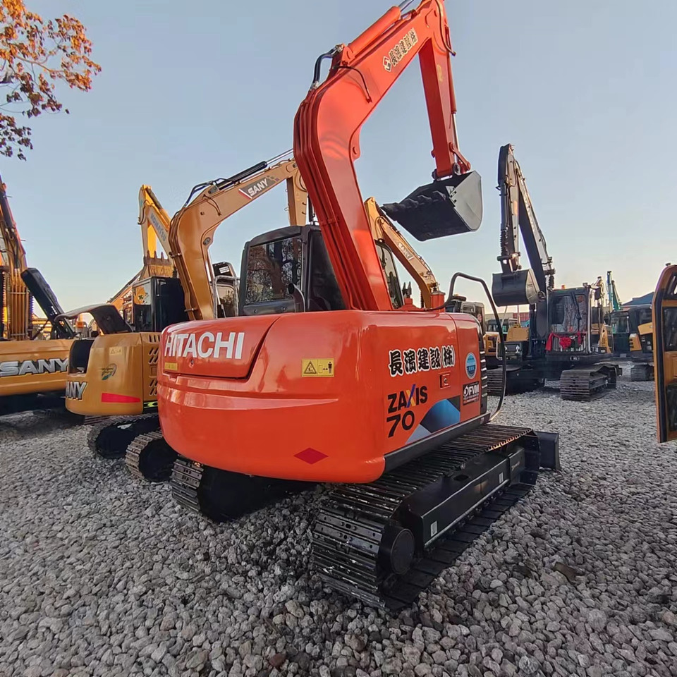 HITACHI ZX70 - Rupsgraafmachine: afbeelding 2 HITACHI ZX70 - Rupsgraafmachine: afbeelding 2