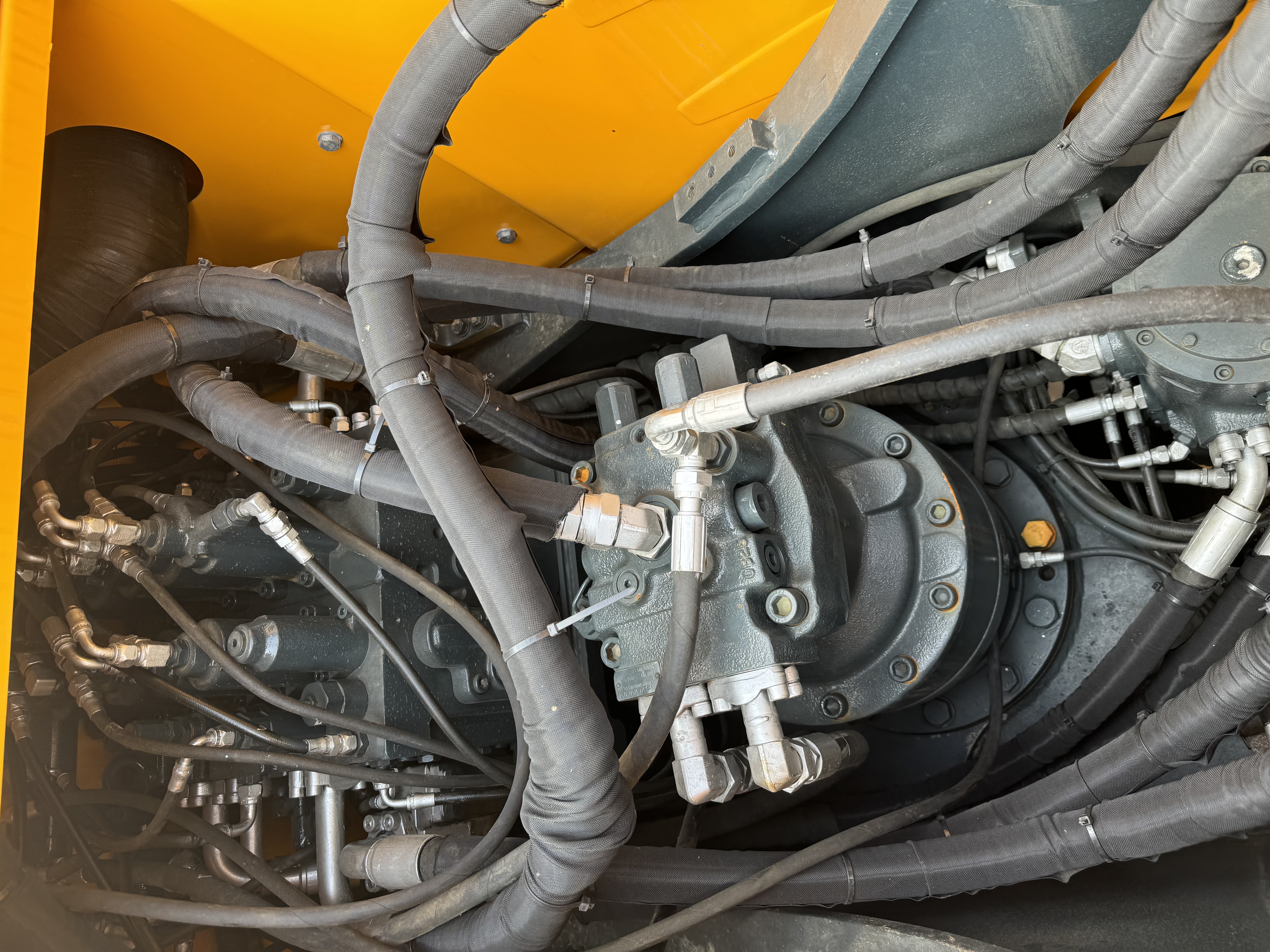 Hyundai 210W-9 - Mobiele graafmachine: afbeelding 4 Hyundai 210W-9 - Mobiele graafmachine: afbeelding 4