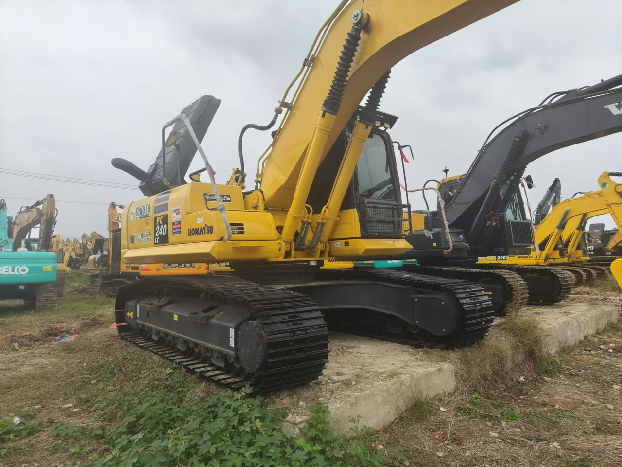 KOMATSU PC240LC-8 - Rupsgraafmachine: afbeelding 5 KOMATSU PC240LC-8 - Rupsgraafmachine: afbeelding 5