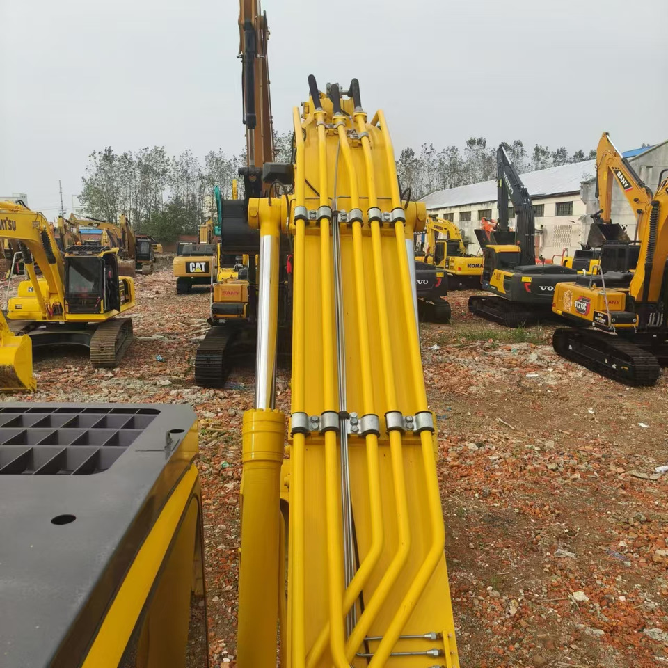 KOMATSU PC350 - Rupsgraafmachine: afbeelding 3 KOMATSU PC350 - Rupsgraafmachine: afbeelding 3