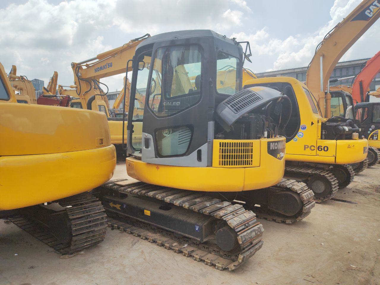 KOMATSU PC78US - Rupsgraafmachine: afbeelding 2 KOMATSU PC78US - Rupsgraafmachine: afbeelding 2