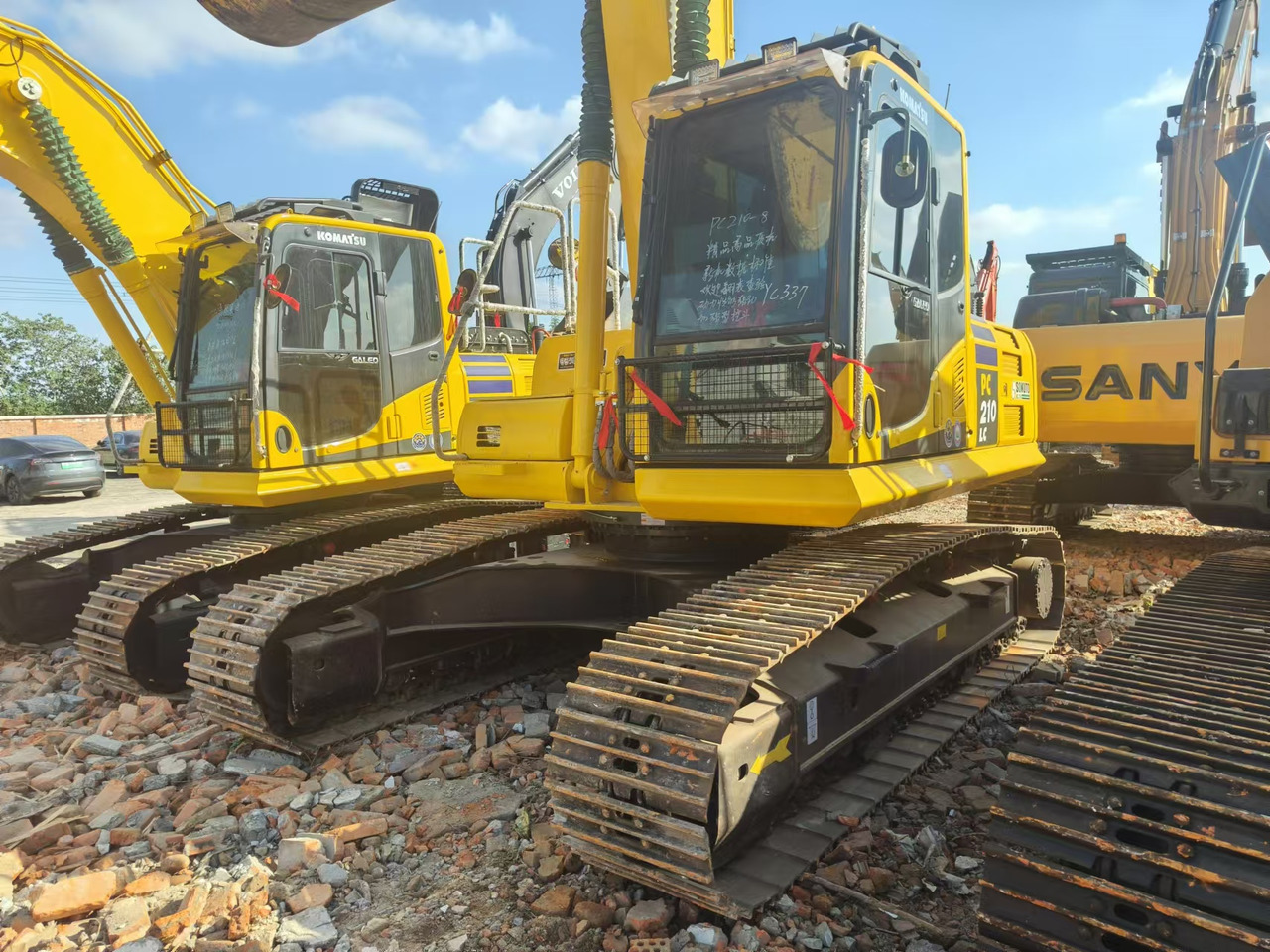 KOMATSU pc210 - Rupsgraafmachine: afbeelding 4 KOMATSU pc210 - Rupsgraafmachine: afbeelding 4