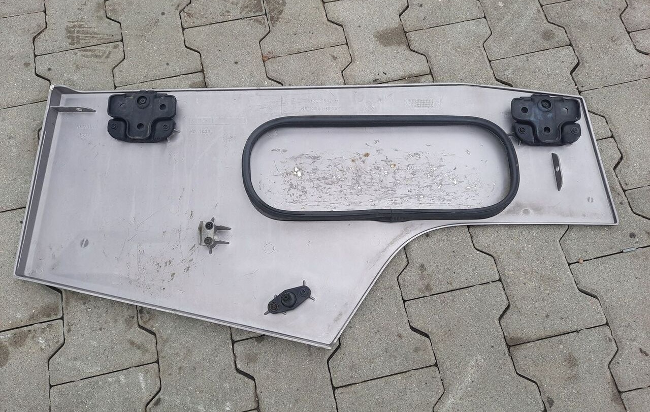 82225947 Renault GAMA RANGE T - Carrosserie en exterieur voor Vrachtwagen: afbeelding 2 82225947 Renault GAMA RANGE T - Carrosserie en exterieur voor Vrachtwagen: afbeelding 2