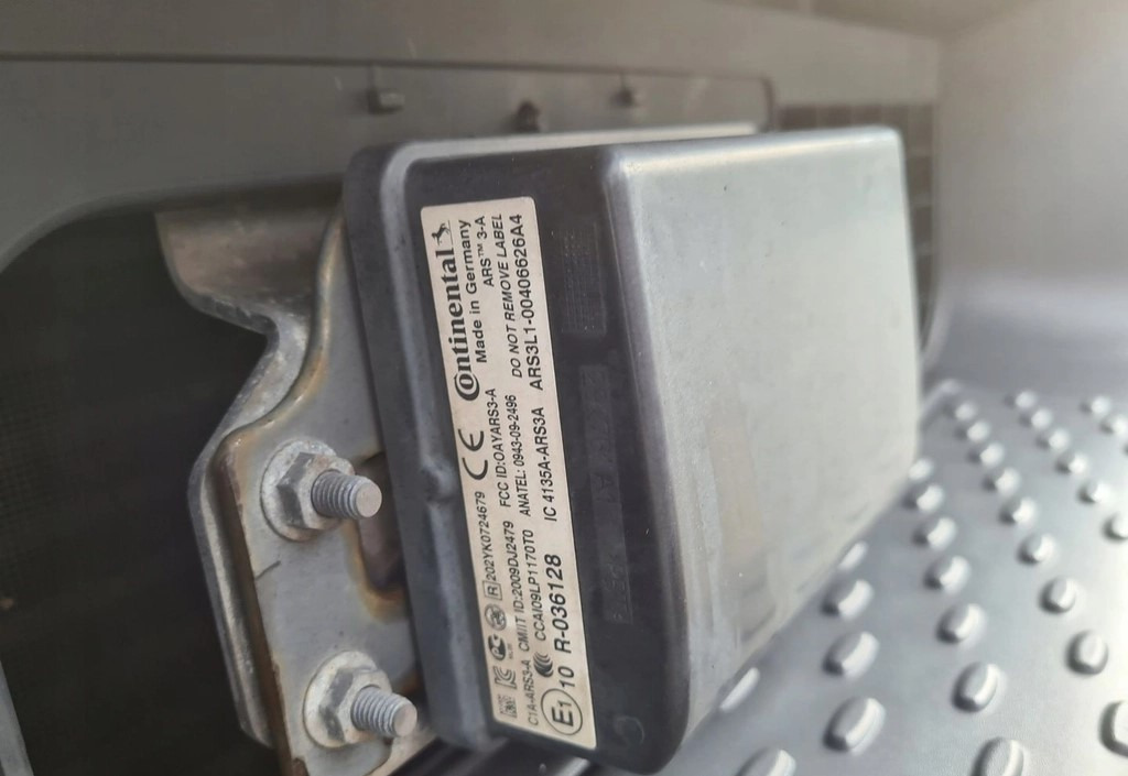 CONTINENTAL RADAR DISTRONIK CZUJNIK SENSOR RENAULT GAMA T C K D RANGE VOLVO FH 4 FM 4 - Sensor voor Vrachtwagen: afbeelding 2 CONTINENTAL RADAR DISTRONIK CZUJNIK SENSOR RENAULT GAMA T C K D RANGE VOLVO FH 4 FM 4 - Sensor voor Vrachtwagen: afbeelding 2