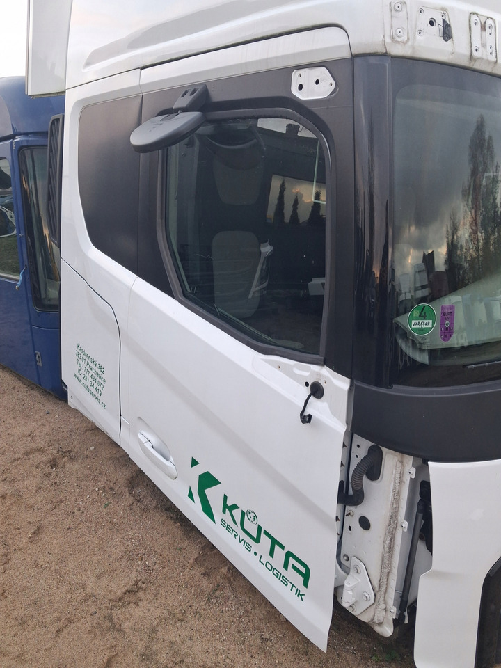 FORD KOMPLETNE PRAWE FORD F-MAX 500 TRUCKS EURO 6 - Deur en onderdelen voor Vrachtwagen: afbeelding 2 FORD KOMPLETNE PRAWE FORD F-MAX 500 TRUCKS EURO 6 - Deur en onderdelen voor Vrachtwagen: afbeelding 2