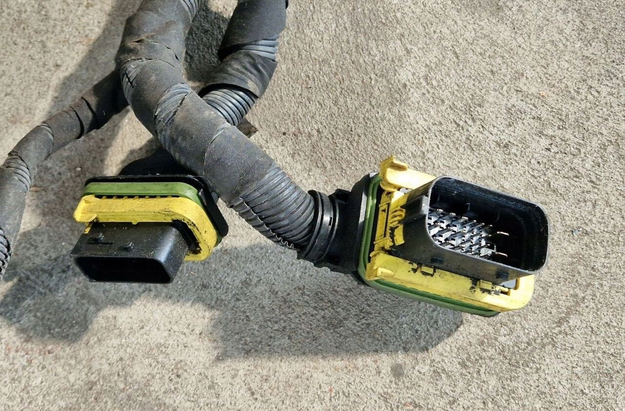 FORD WIĄZKA INSTALACJA RAMY FORD F MAX 5 ROK 2021 - Kabels/ Draden voor Vrachtwagen: afbeelding 2 FORD WIĄZKA INSTALACJA RAMY FORD F MAX 5 ROK 2021 - Kabels/ Draden voor Vrachtwagen: afbeelding 2