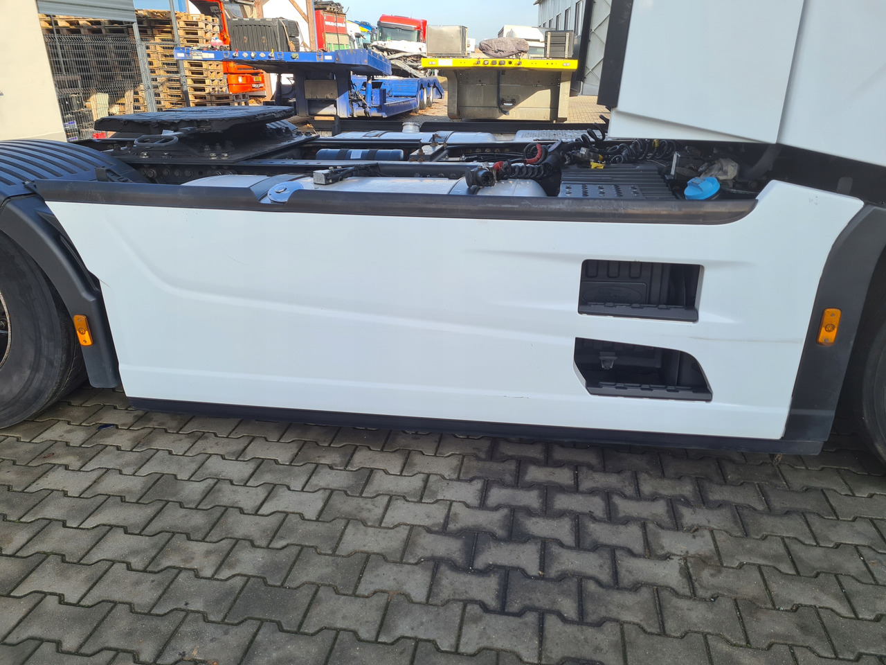 FORD ZABUDOWY OSŁONY MIĘDZYOSIOWE MOCOWANIA KOMPLET ORYGINAŁ FORD F-MAX 500 - Carrosserie en exterieur voor Vrachtwagen: afbeelding 2 FORD ZABUDOWY OSŁONY MIĘDZYOSIOWE MOCOWANIA KOMPLET ORYGINAŁ FORD F-MAX 500 - Carrosserie en exterieur voor Vrachtwagen: afbeelding 2