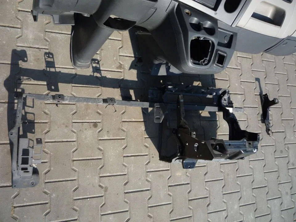 RENAULT KONSOLA DESKA ROZDZIELCZA PRZEKŁADKA ANGLIKA RENAULT MIDLUM DXI EURO 5 - Instrumentenpaneel voor Vrachtwagen: afbeelding 3 RENAULT KONSOLA DESKA ROZDZIELCZA PRZEKŁADKA ANGLIKA RENAULT MIDLUM DXI EURO 5 - Instrumentenpaneel voor Vrachtwagen: afbeelding 3