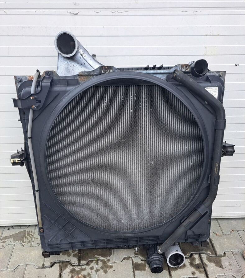 Renault KOMPLET CHŁODNICA RENAULT GAMA T RANGE DTI 11 - Radiateur voor Vrachtwagen: afbeelding 4 Renault KOMPLET CHŁODNICA RENAULT GAMA T RANGE DTI 11 - Radiateur voor Vrachtwagen: afbeelding 4