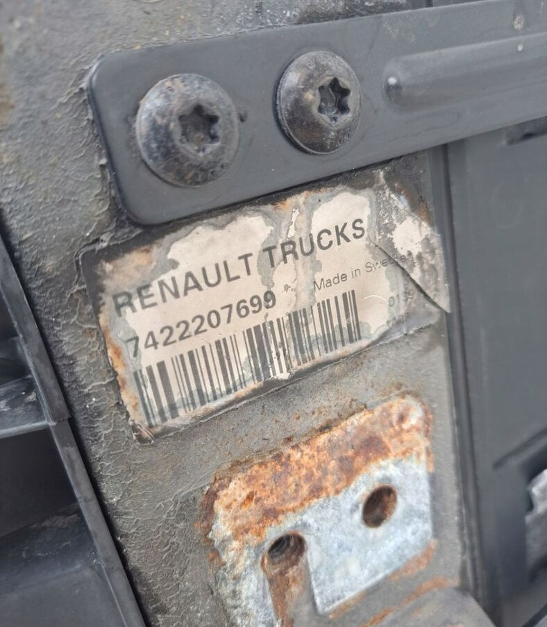 Renault KOMPLET CHŁODNICA RENAULT GAMA T RANGE DTI 11 - Radiateur voor Vrachtwagen: afbeelding 2 Renault KOMPLET CHŁODNICA RENAULT GAMA T RANGE DTI 11 - Radiateur voor Vrachtwagen: afbeelding 2