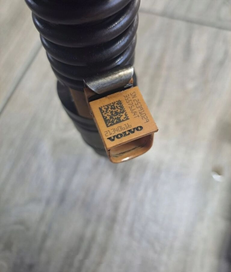 Renault POMPO E POMPOWTRYSKI MAGNUM DXI VOLVO FM FH 21340616 Renault RENAULT MAGNUM DXI VOLVO FM FH 21340616 - Injector voor Vrachtwagen: afbeelding 3 Renault POMPO E POMPOWTRYSKI MAGNUM DXI VOLVO FM FH 21340616 Renault RENAULT MAGNUM DXI VOLVO FM FH 21340616 - Injector voor Vrachtwagen: afbeelding 3
