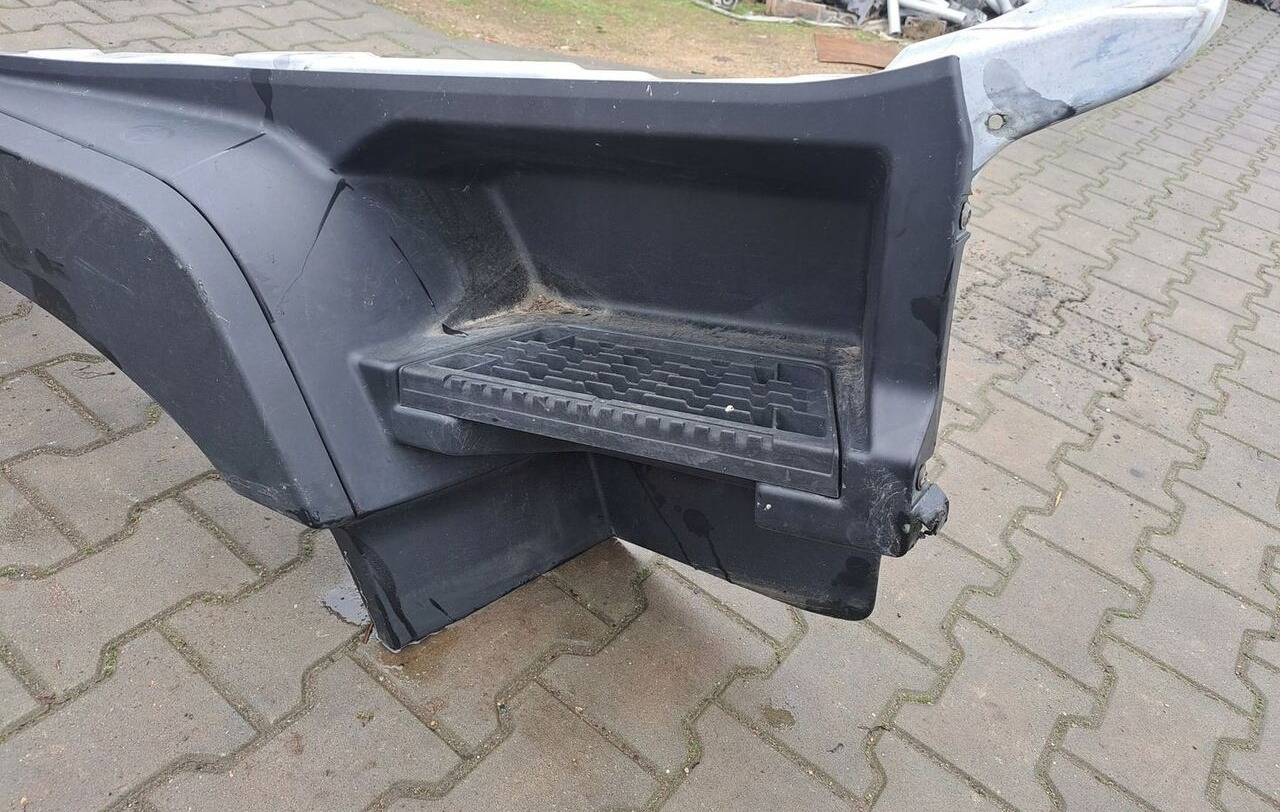 Renault STOPNICA GÓRNA STOPIEŃ PRAWY RENAULT GAMA T RANGE - Treeplank voor Vrachtwagen: afbeelding 1 Renault STOPNICA GÓRNA STOPIEŃ PRAWY RENAULT GAMA T RANGE - Treeplank voor Vrachtwagen: afbeelding 1