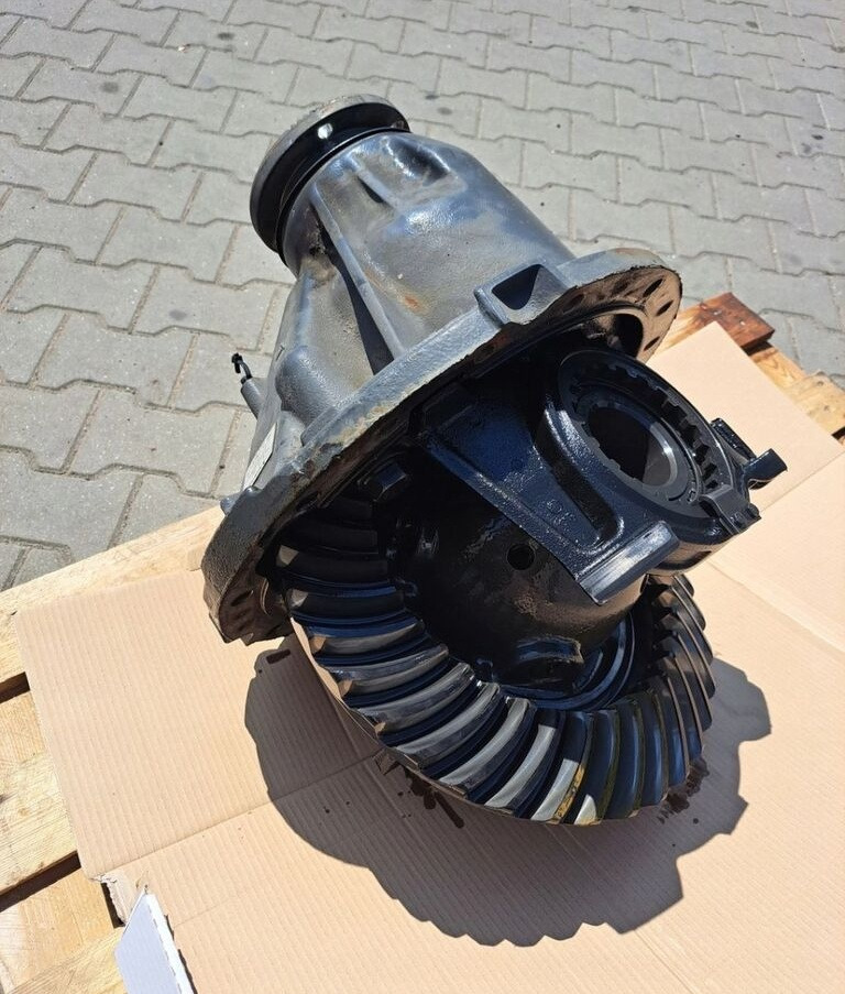 Renault WKŁAD MOSTU DYFER GAMA T VOLVO FH 4 FM 4 MERITOR MS17X EVO 2.47 Renault - Differentieel voor Vrachtwagen: afbeelding 4 Renault WKŁAD MOSTU DYFER GAMA T VOLVO FH 4 FM 4 MERITOR MS17X EVO 2.47 Renault - Differentieel voor Vrachtwagen: afbeelding 4