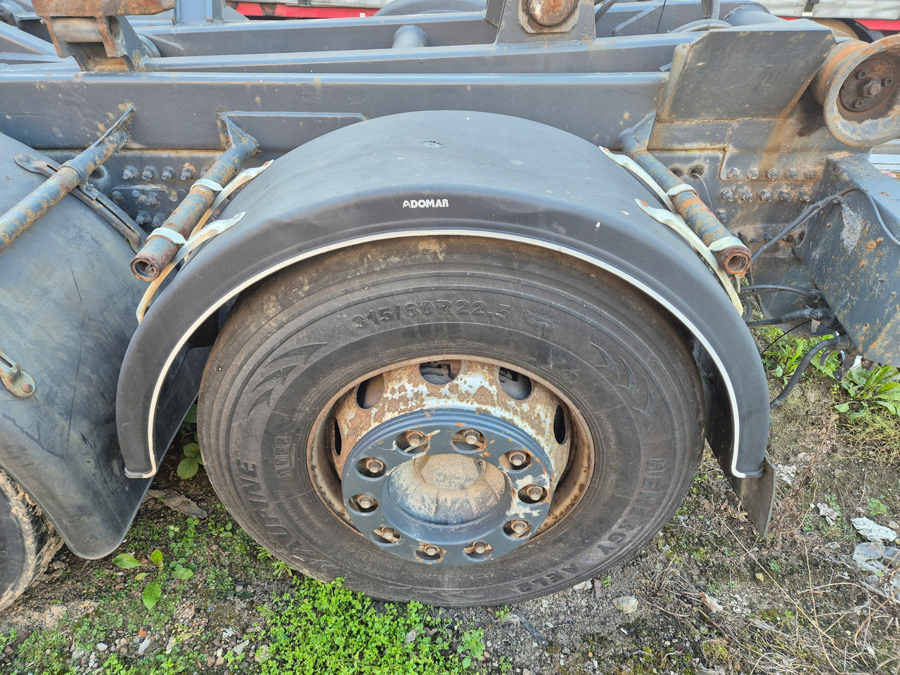 VOLVO BELKA OŚ TYŁ WLECZONA PODNOSZONA KOMPLETNA VOLVO FH FM FMX RENAULT - Ophanging: afbeelding 1 VOLVO BELKA OŚ TYŁ WLECZONA PODNOSZONA KOMPLETNA VOLVO FH FM FMX RENAULT - Ophanging: afbeelding 1