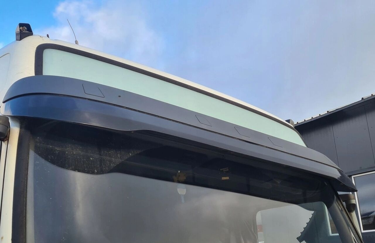 VOLVO BLENDA OSŁONA PRZECIWSŁONECZNA VOLVO FH FM - Zonneklep voor Vrachtwagen: afbeelding 3 VOLVO BLENDA OSŁONA PRZECIWSŁONECZNA VOLVO FH FM - Zonneklep voor Vrachtwagen: afbeelding 3