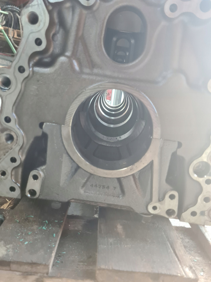 VOLVO BLOK SILNIKA D13K K6 VOLVO FH FH 4 5 - Cilinderblok voor Vrachtwagen: afbeelding 4 VOLVO BLOK SILNIKA D13K K6 VOLVO FH FH 4 5 - Cilinderblok voor Vrachtwagen: afbeelding 4