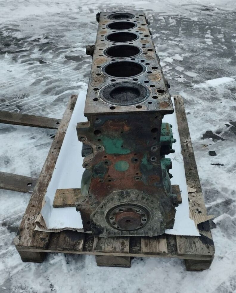 VOLVO BLOK SILNIKA SŁUPEK TŁOKI WAŁ VOLVO FM FH 13 D13A - Cilinderblok voor Vrachtwagen: afbeelding 3 VOLVO BLOK SILNIKA SŁUPEK TŁOKI WAŁ VOLVO FM FH 13 D13A - Cilinderblok voor Vrachtwagen: afbeelding 3