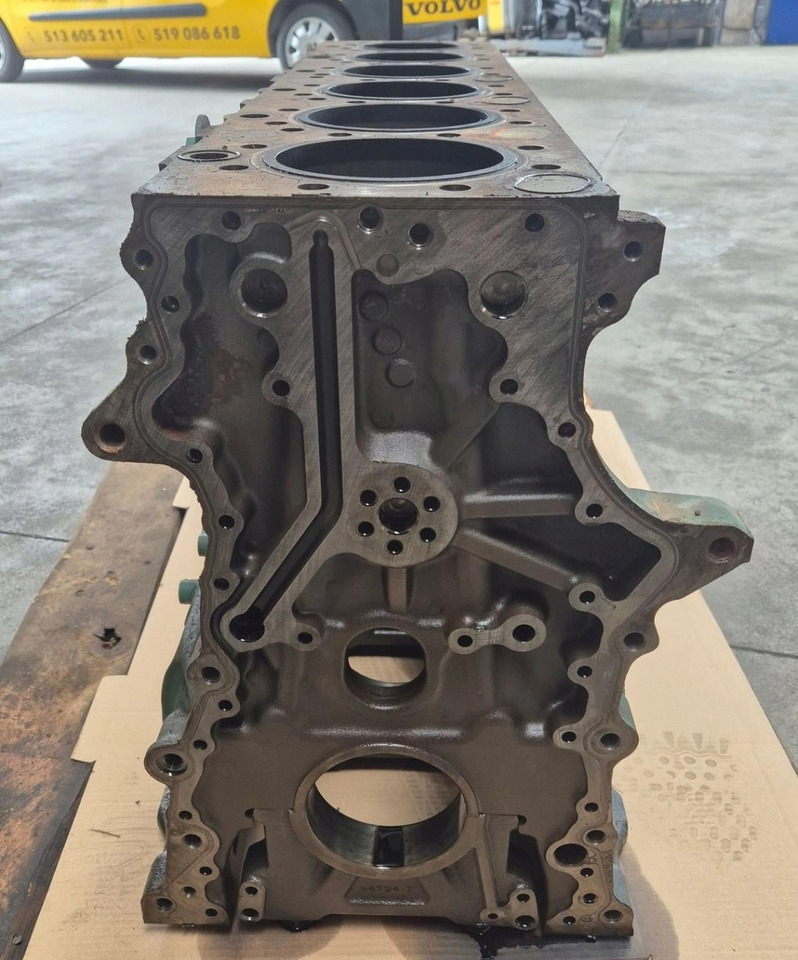 VOLVO BLOK SILNIKA VOLVO FH 4 FH 5 D13K K5 - Cilinderblok: afbeelding 4 VOLVO BLOK SILNIKA VOLVO FH 4 FH 5 D13K K5 - Cilinderblok: afbeelding 4