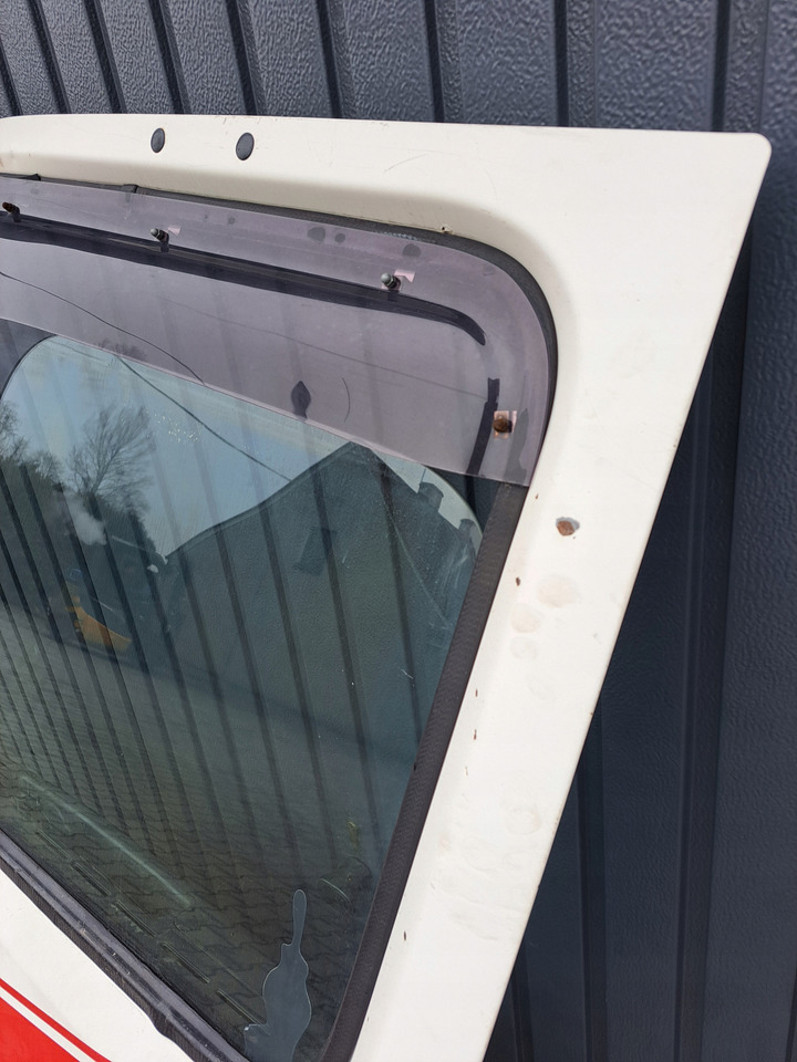 VOLVO DRZWI KOMPLETNE LEWE VOLVO FH 13 LIFT - Deur en onderdelen voor Vrachtwagen: afbeelding 5 VOLVO DRZWI KOMPLETNE LEWE VOLVO FH 13 LIFT - Deur en onderdelen voor Vrachtwagen: afbeelding 5