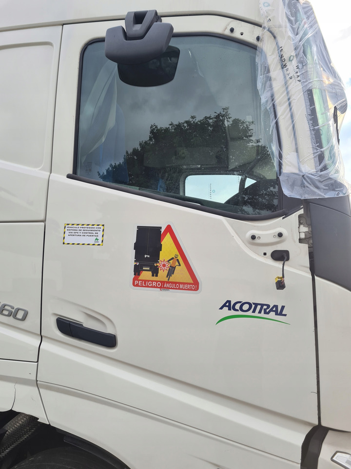 VOLVO DRZWI KOMPLETNE PRAWE VOLVO FH 5 ORYGINAŁ 1103 - Deur en onderdelen: afbeelding 1 VOLVO DRZWI KOMPLETNE PRAWE VOLVO FH 5 ORYGINAŁ 1103 - Deur en onderdelen: afbeelding 1