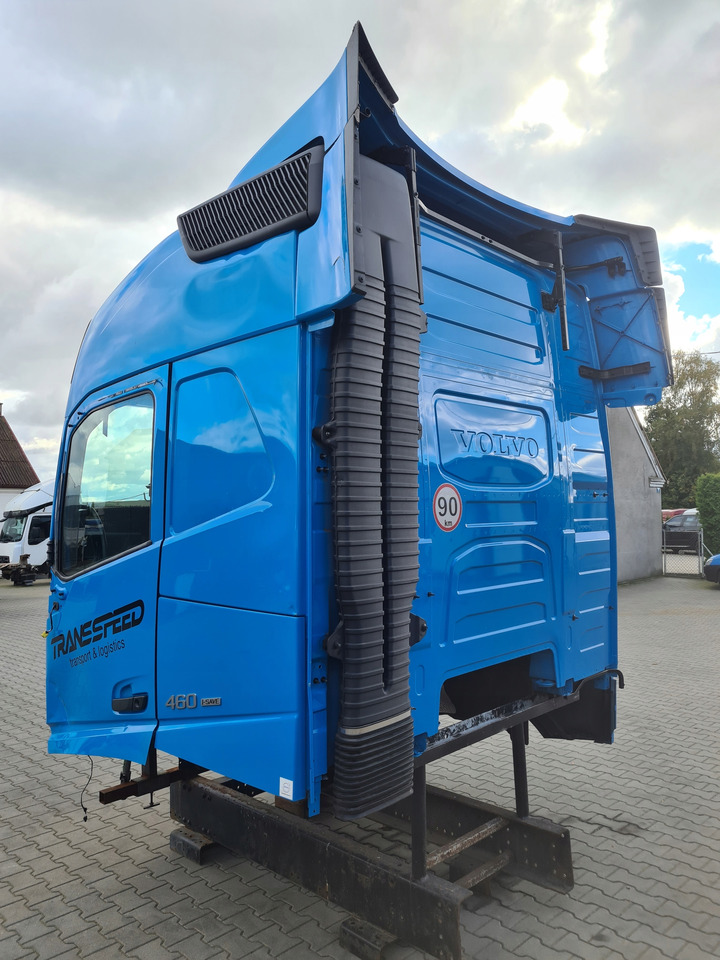 VOLVO KABINA KOMPLETNA VOLVO FH 5 EURO 6 I-SAVE GLOBETROTTER - Cabine voor Schuifzeilen vrachtwagen: afbeelding 5 VOLVO KABINA KOMPLETNA VOLVO FH 5 EURO 6 I-SAVE GLOBETROTTER - Cabine voor Schuifzeilen vrachtwagen: afbeelding 5