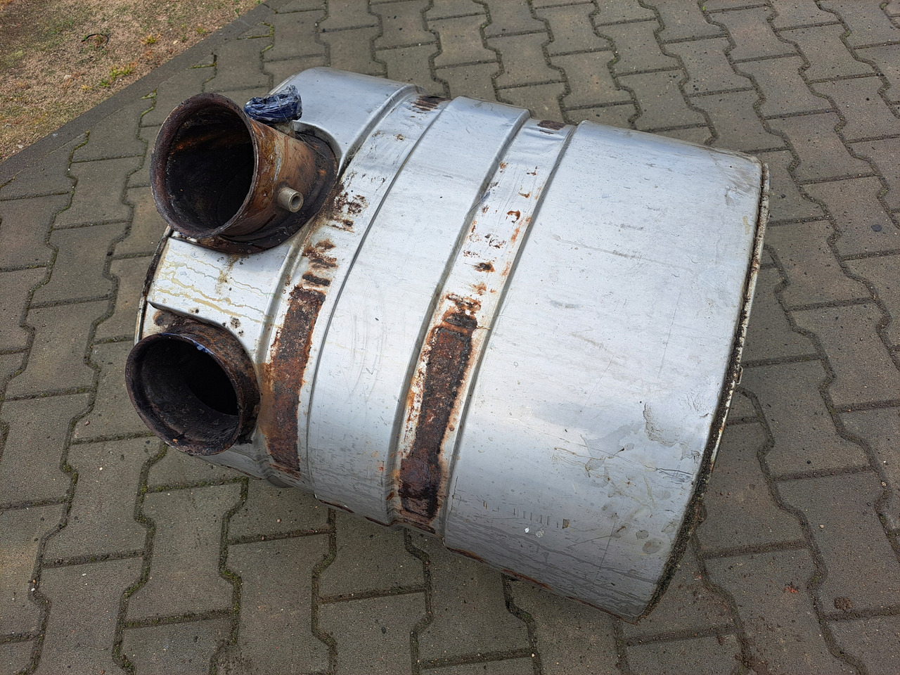 VOLVO KATALIZATOR TŁUMIK DPF FILTR RENAULT PREMIUM KERAX LANDER DXI VOLVO FH FM - Katalysator voor Vrachtwagen: afbeelding 5 VOLVO KATALIZATOR TŁUMIK DPF FILTR RENAULT PREMIUM KERAX LANDER DXI VOLVO FH FM - Katalysator voor Vrachtwagen: afbeelding 5